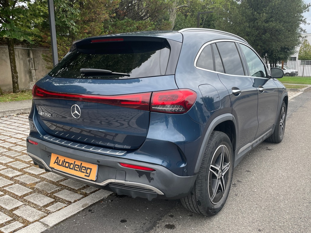 Mercedes Benz EQA 250 AMG Line - SOH À 99%