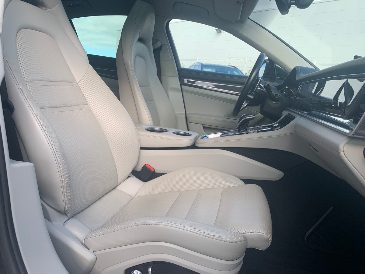 Porsche Panamera 462 | V6 | 4 E-HYBRID | Caméra | Apple car play | GPS | GARANTIE PORSCHE APPROVED