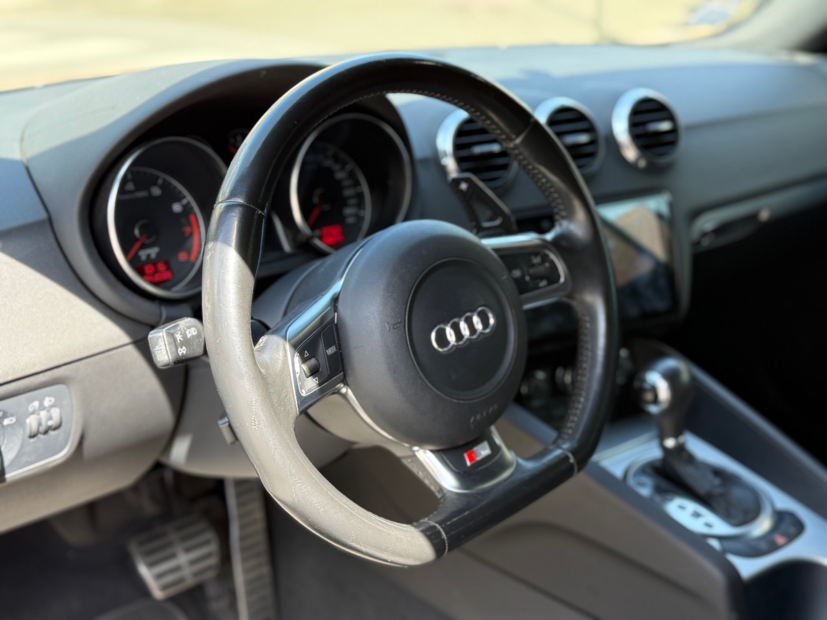 Audi TT série 2 Coupé 2.0 TFSi 16V 200 cv Boîte auto