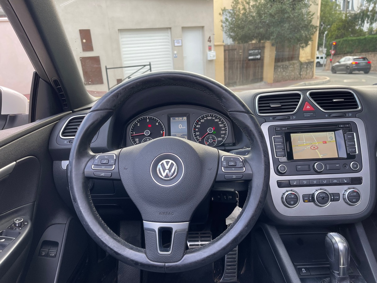 Volkswagen Eos CC 2.0 TDI 140 CV/ Phase 2/ DSG6 / Intérieur Cuir / GPS