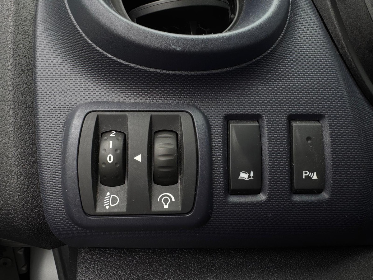 Opel Vivaro 1.6 CDTI 116 L2 H1 Attelage