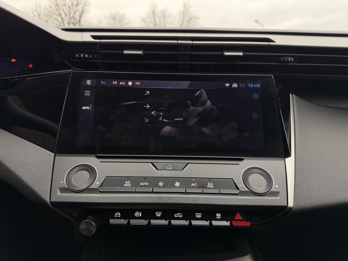 Peugeot 308 Active Business 1.2 EAT8 S&S 130 cv Boîte auto - Entretiens Peugeot