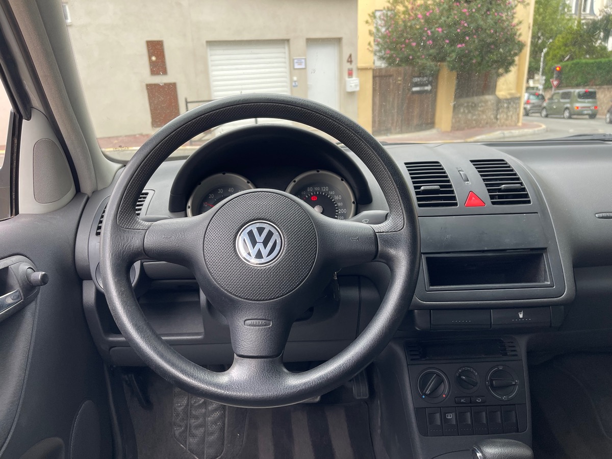 Volkswagen Polo 1.4 i 75 CV Phase 2 / Boîte auto / KM Réel / Clim / 5 Portes