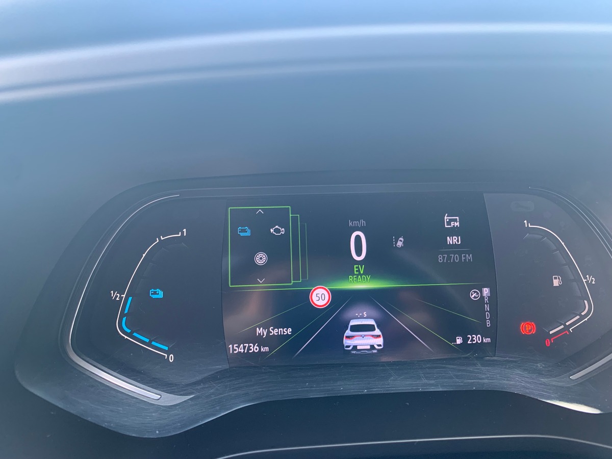 RENAULT Arkana 145 ch | Hybride essence | Intens | Caméra de recul | Attelage | Régulateur vitesse