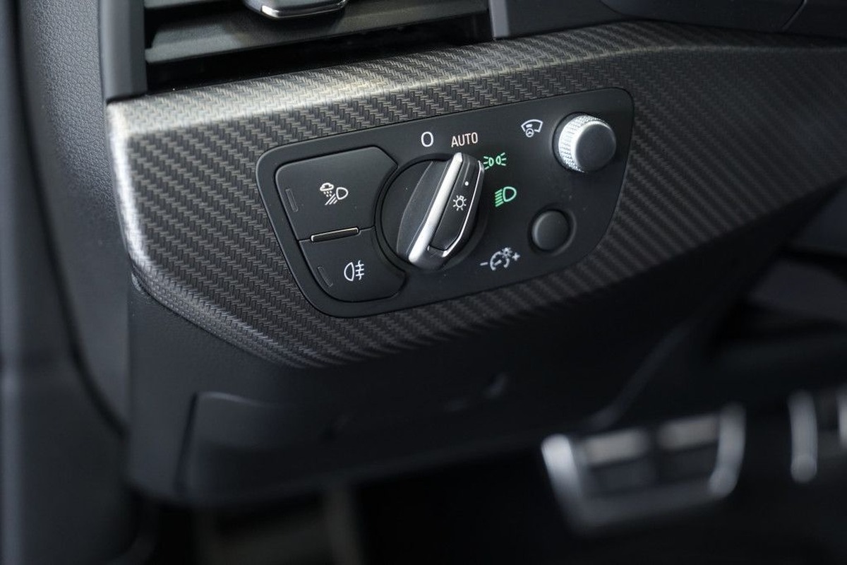 Audi RS4 Avant V 2.9 V6 TFSI 450ch quattro tiptronic 8/Gris Nardo/B&O/VO Allemand/Malus 12400e