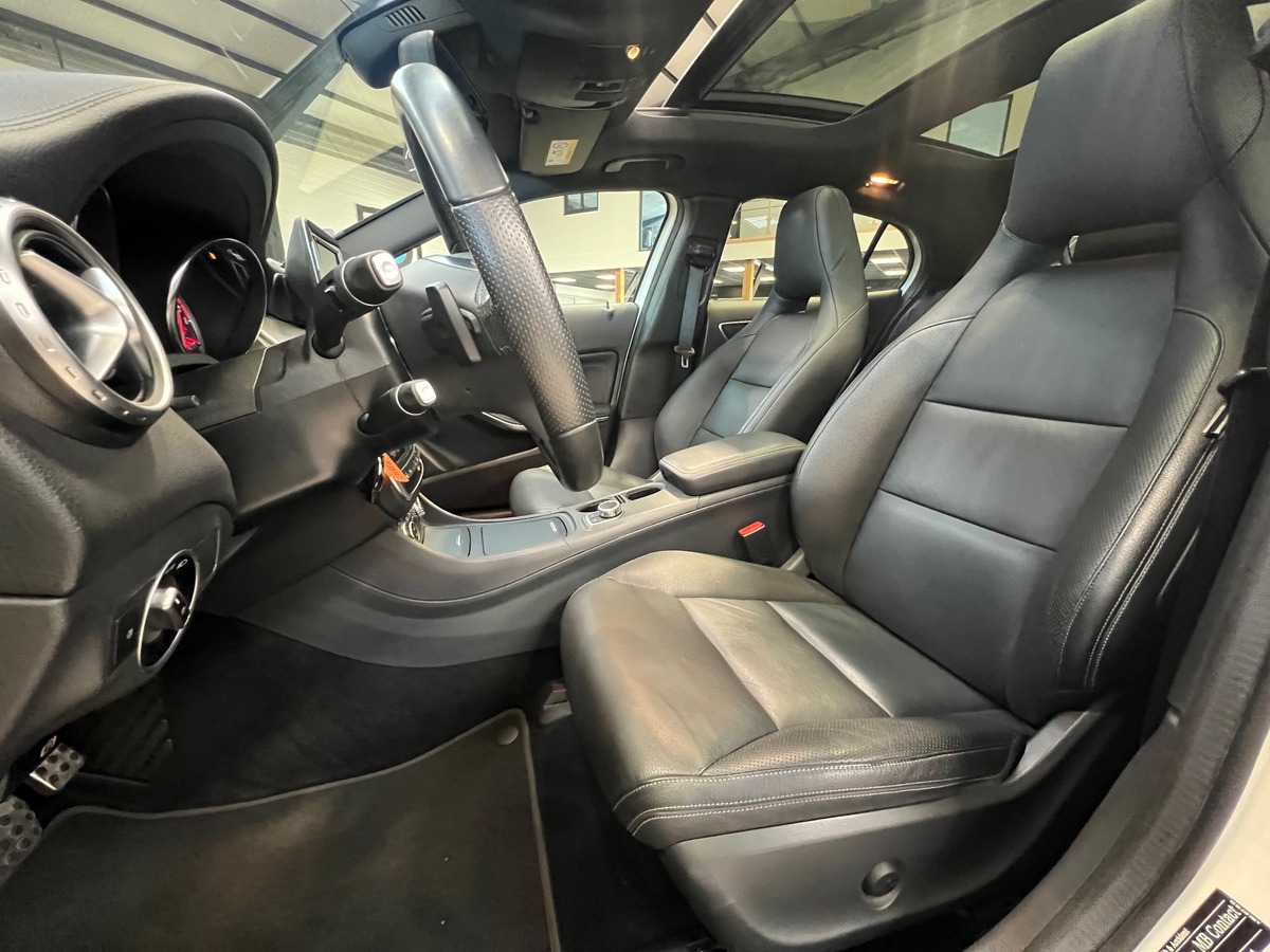 Mercedes-Benz Classe GLA 250 i 211 FASCINATION AMG 4MATIC 7G-DCT