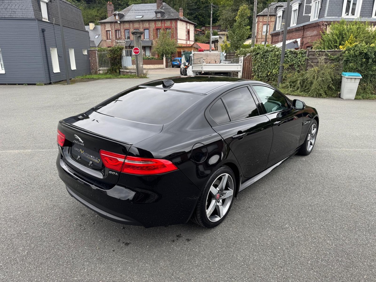 Jaguar XE 2.0 200CV R-Sport - Boite automatique