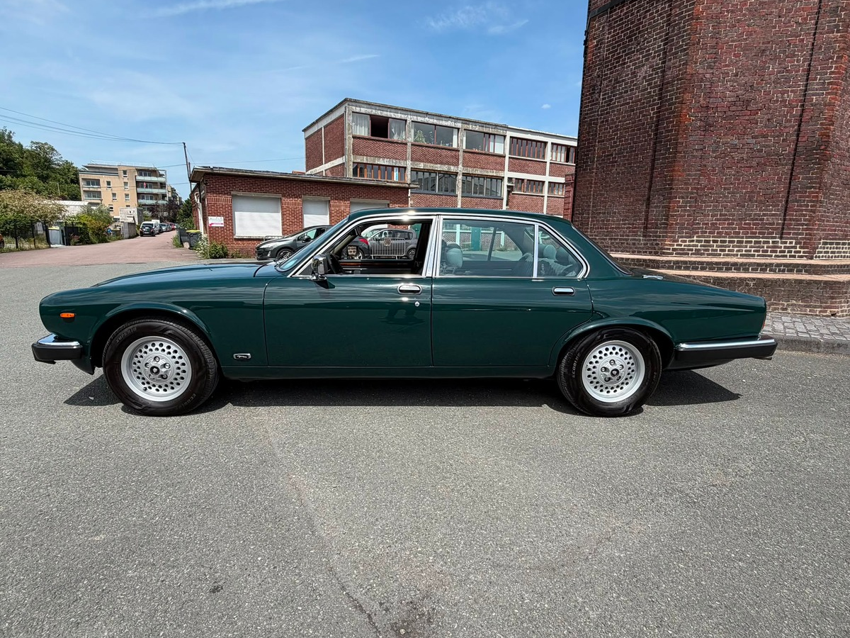 Jaguar XJ 6 Série 3 4.2 204cv - boite automatique