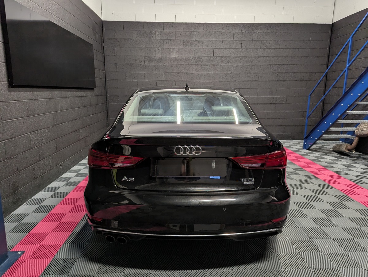 Audi A3 1.4 TFSI 150 S tronic 7 Design Luxe LIMOUSINE SEDAN