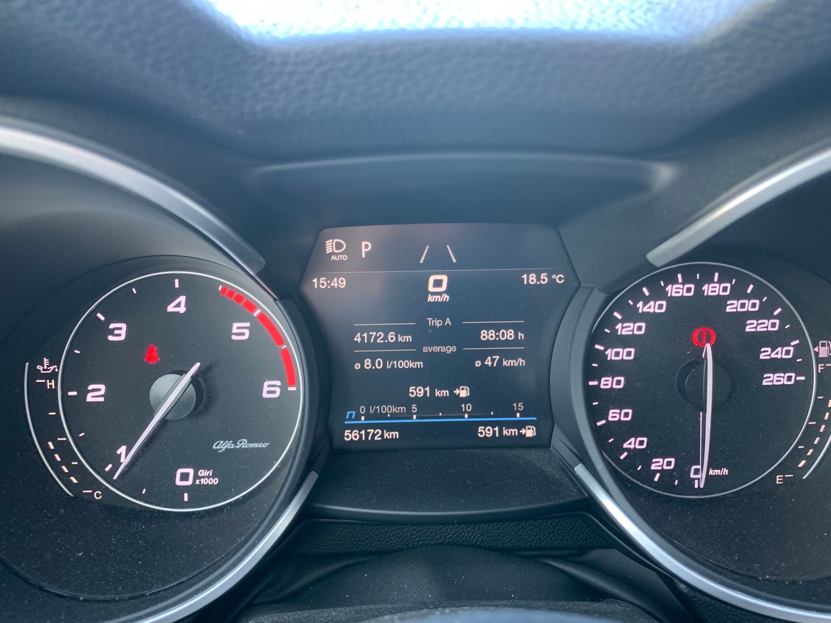 Alfa Romeo Stelvio 190 ch | Sprint | Caméra recul | Apple car Play | Coffre assisté électriquement