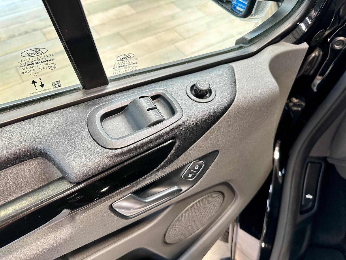 Ford Custom (2) 2.0 Ecoblue 170 Limited 6 Places L1H1 300 BVA6 d
