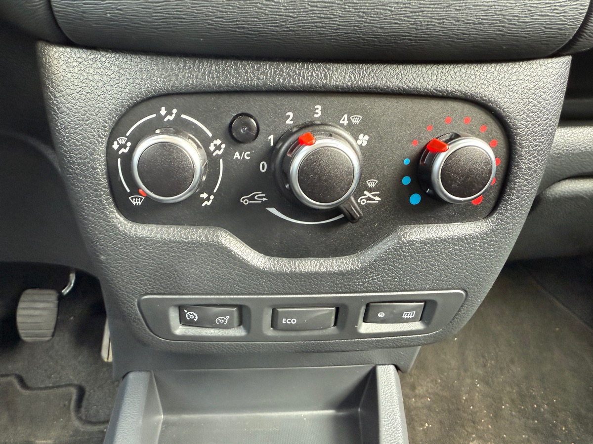 Dacia Lodgy 1.3 TCe FAP 130 cv Stepway, 5 places, Suivi Complet