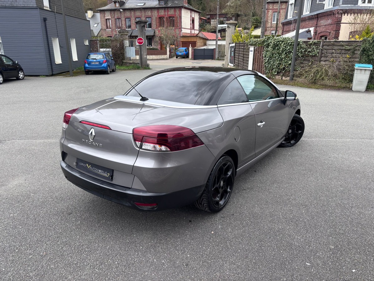 RENAULT Megane III CC 1.5 dCi 110 Dynamique - Révisé - Garantie