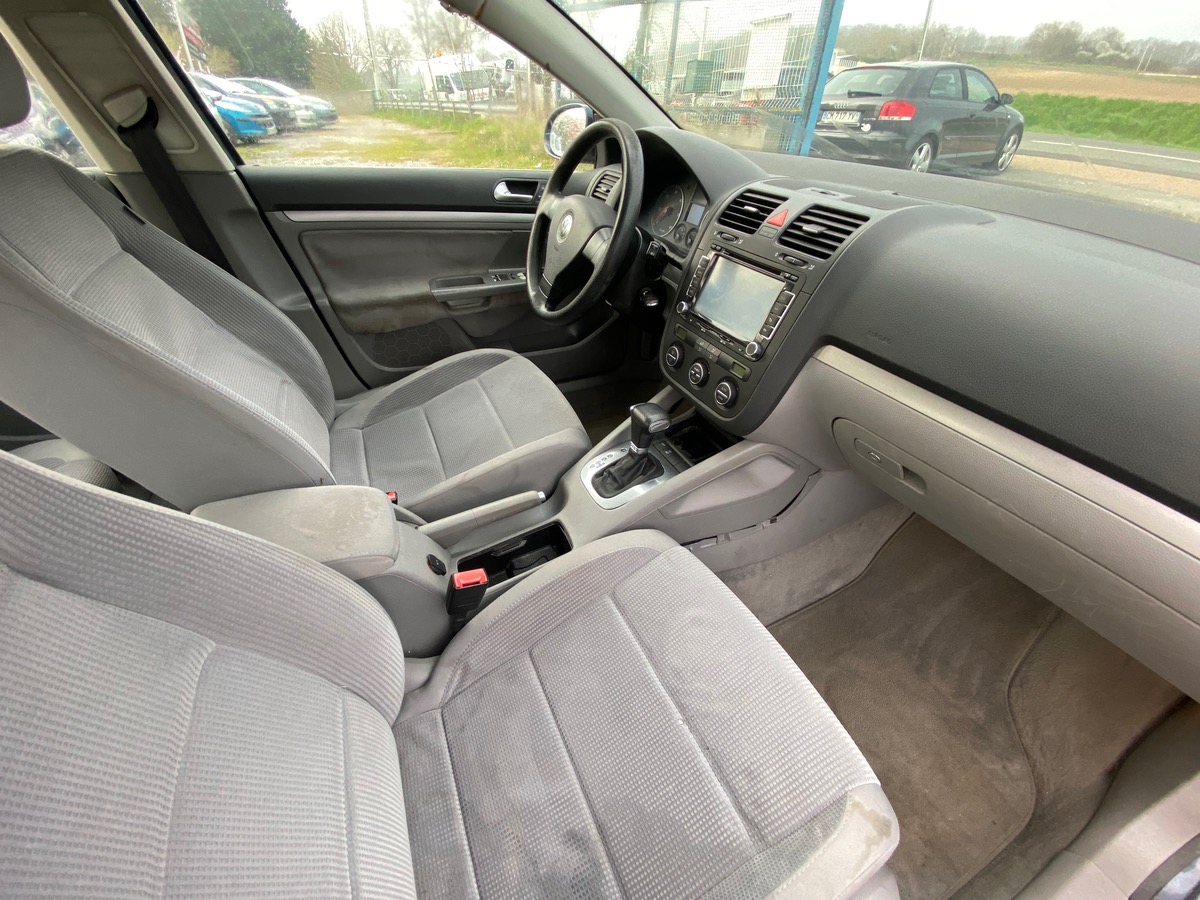 Volkswagen Jetta 2.0 tdi 140cv dsg 209015km
