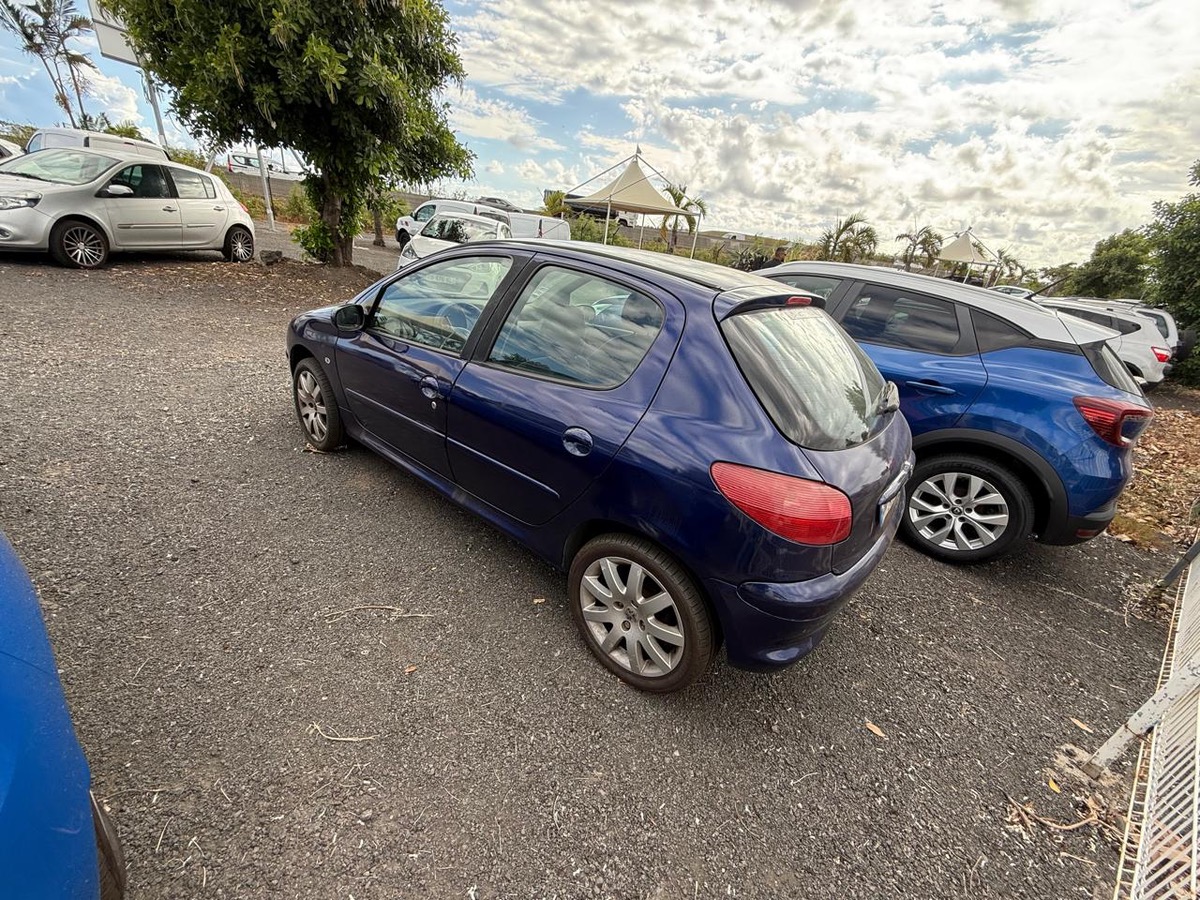 Peugeot 206 BOITE AUTOMATIQUE VENDU EN ETAT x SPORT AUTO