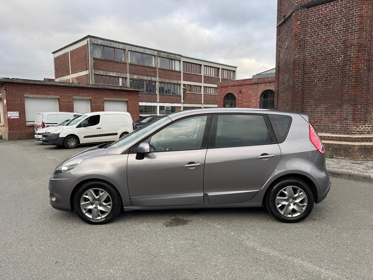 RENAULT Scenic III 1.5 dCi 110 15th - GPS - Distribution neuve - Garantie