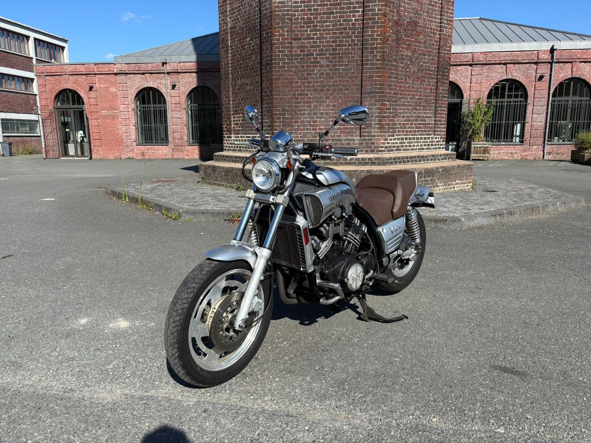 Yamaha VMAX1200 1988 - CT OK
