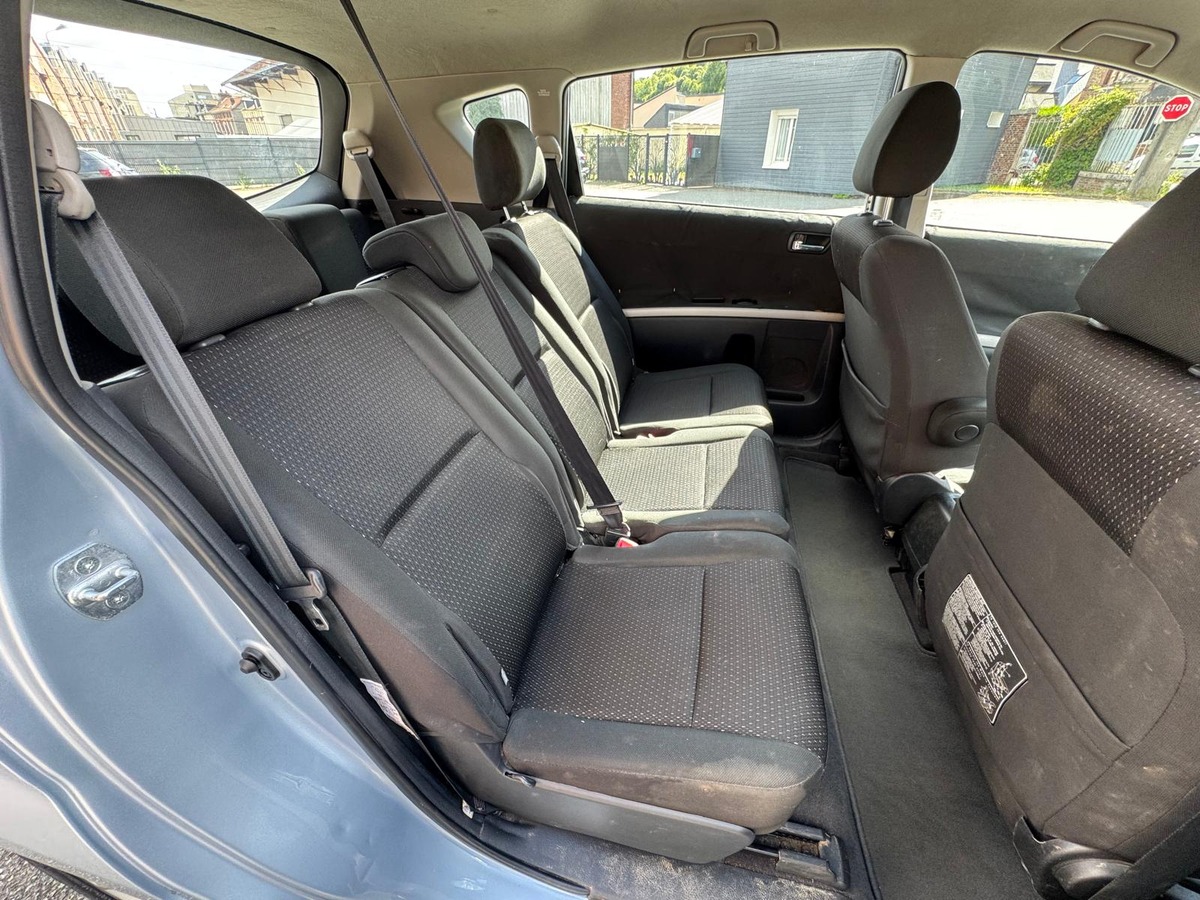 Toyota Corolla Verso 7 places- Facelift- 2.2 D4-D 136cv