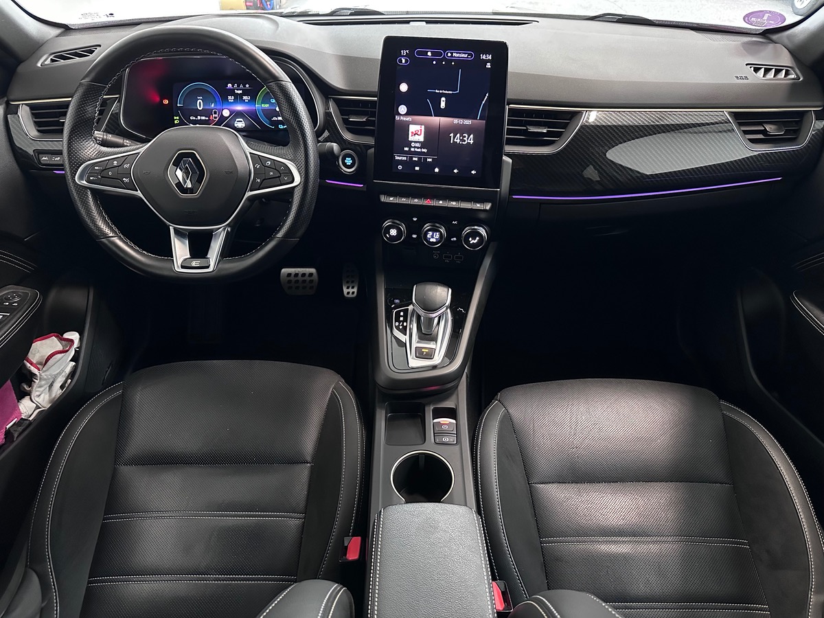 RENAULT Arkana 1.6 E-TECH ENGINEERED 145 22