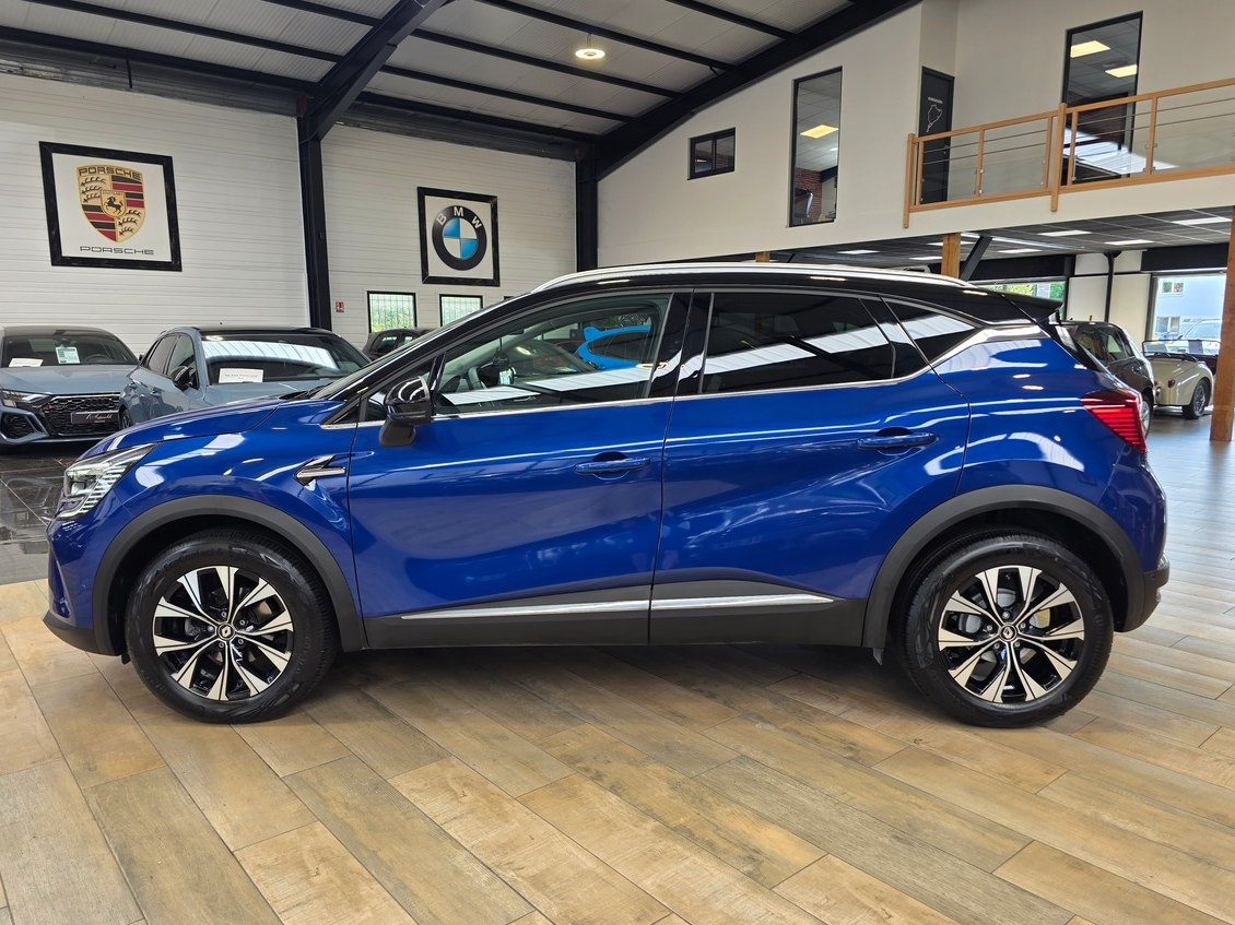 RENAULT Captur II 1.3 MILD HYBRID 140 EVOLUTION EDC // 5500KMS / CAMERA A
