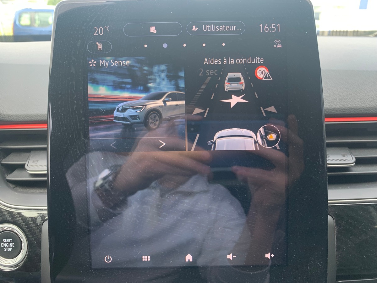 RENAULT Arkana 145 ch | RS Line | Apple car Play Android Auto | Caméra de recul | Siéges électriques