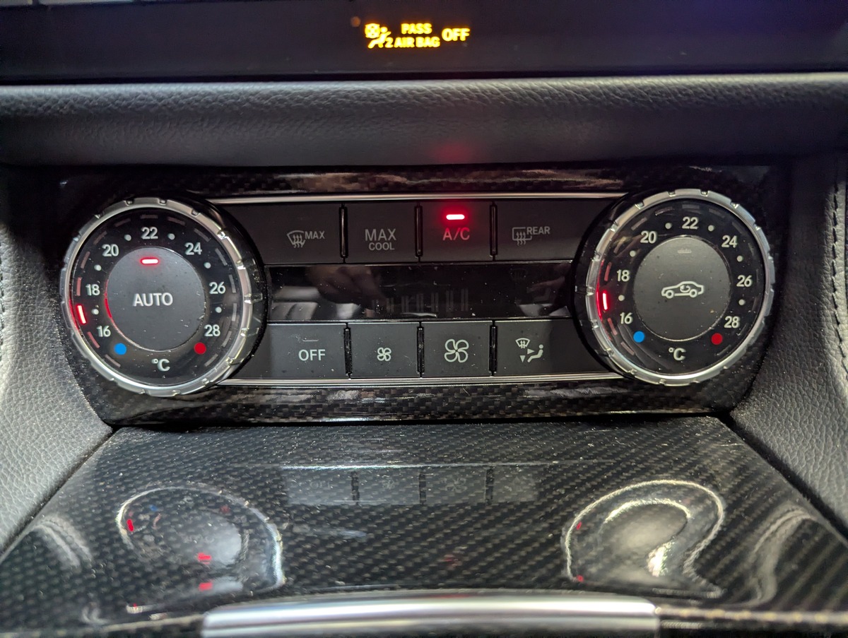 MERCEDES CLS 500 BlueEfficiency  SUIVI COMPLET MERCEDES