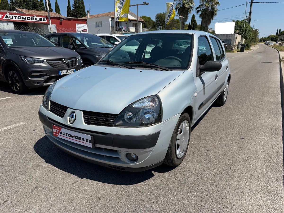 RENAULT Clio