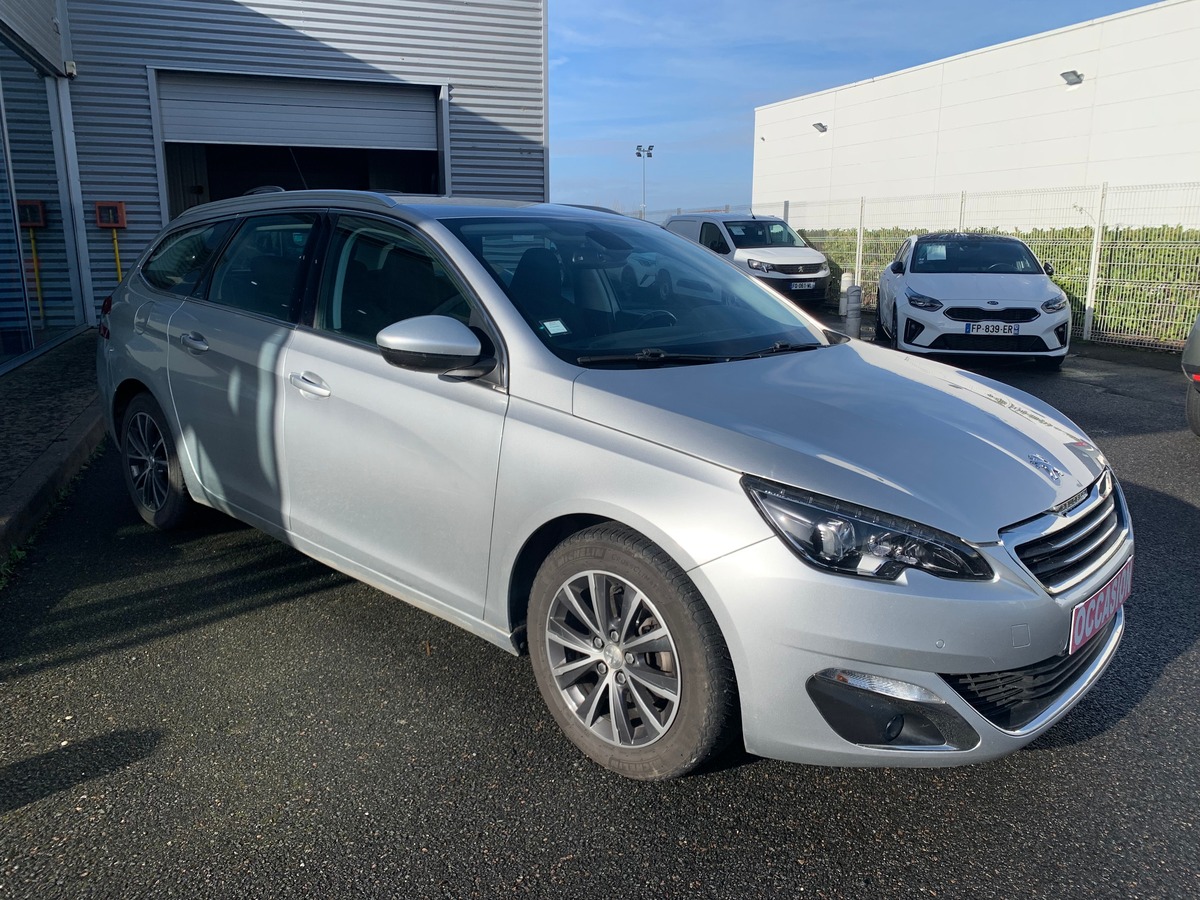Peugeot 308 SW 100 ch | Allure | Caméra recul | GPS | Régulateur de vitesse adapatatif | Bluetooth
