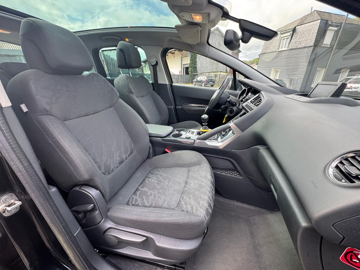 Peugeot 3008 1.6 HDi 110 Allure - Garantie