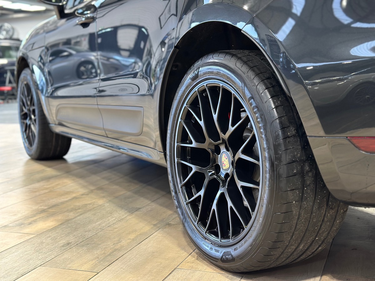 Porsche Macan GTS 380 ch - ATTELAGE - GARANTIE APPROVED 2 ANS
