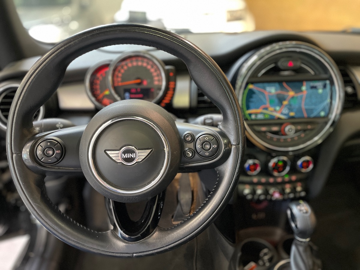 Mini Cooper HATCH Cooper D 116 Pack chilli