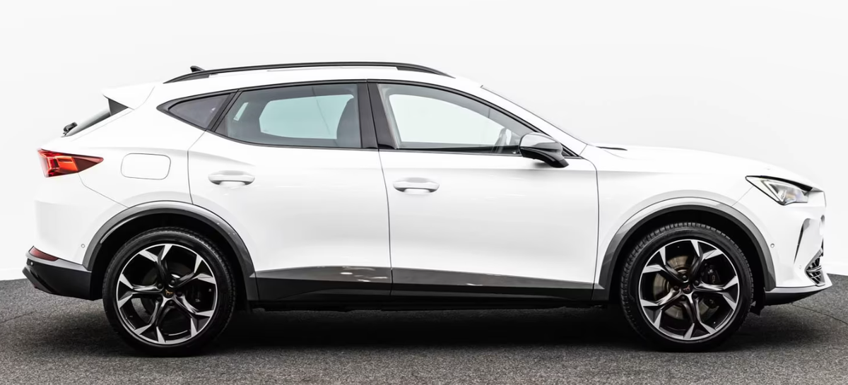 Cupra Formentor 1.4 e-HYBRID 245ch VZ DSG6/Toit ouvrant/Matrix/Caméra