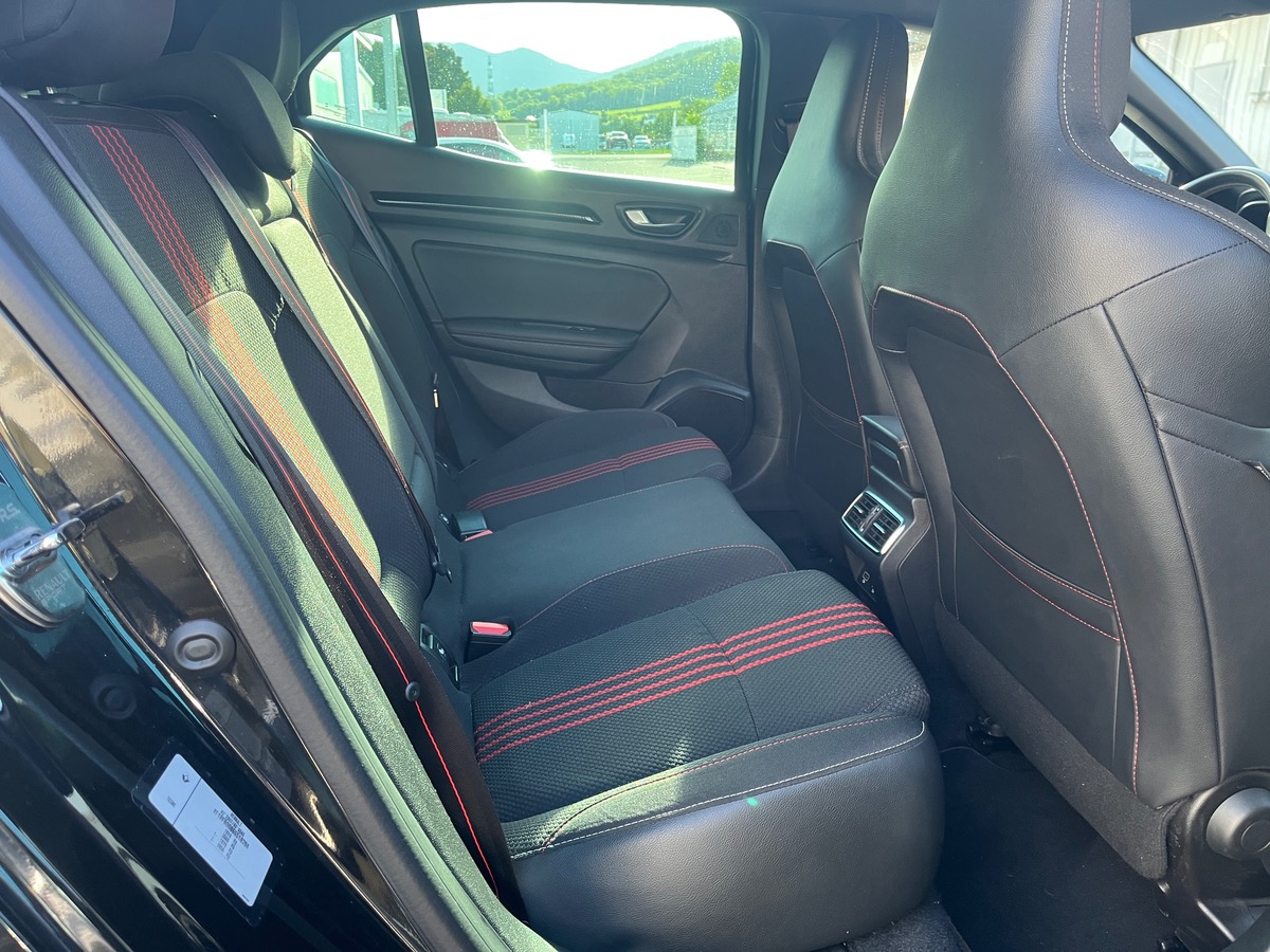 RENAULT Megane IV 1.5 BlueDCI 115ch RS Line EDC, Affichage tête haute, Régulateur adaptatif