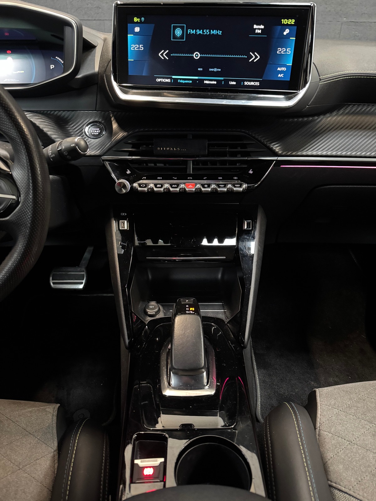 Peugeot 208 e-208 136ch GT