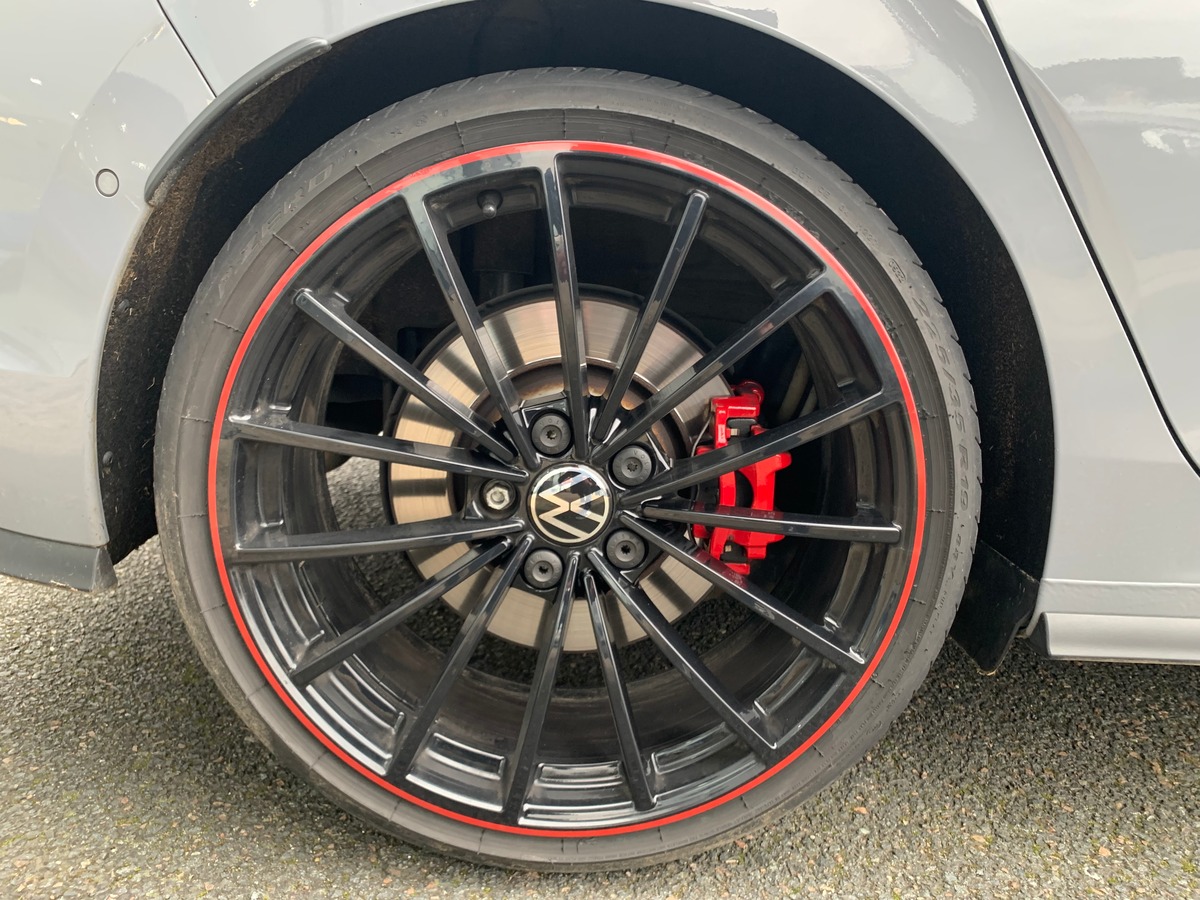Volkswagen Golf GTI 300 ch | Clubsport | Caméra de recul | Phares de route adaptatifs, directionnels