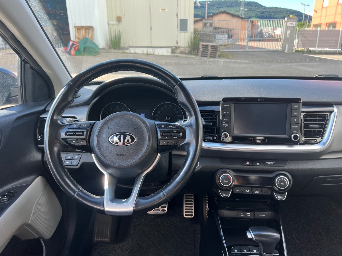 Kia Stonic Premium T-GDI 120cv DCT7, SUIVI COMPLET KIA, SIEGES CHAUFFANTS, CARPLAY