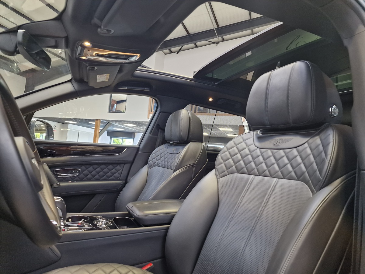 Bentley Bentayga 4.0 DIESEL 435 1°MAIN FRANCAIS f