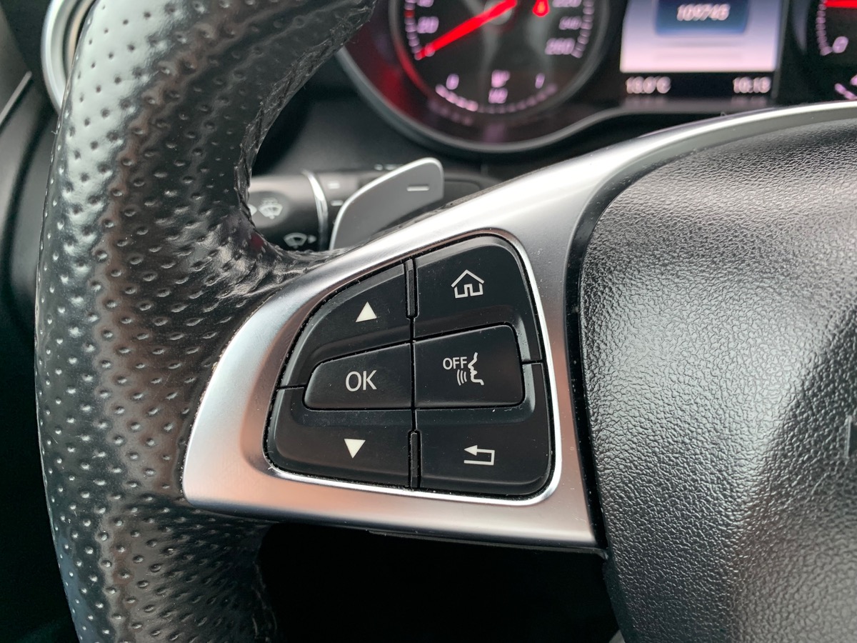 Mercedes-Benz GLC Coupé 204 ch | 250 | Sportline | 4 MATIC | Pack Aide au Parking Active avec caméra