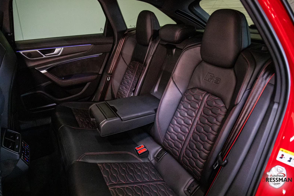 Audi RS6 Avant 4.0 V8 TFSI 600ch quattro tiptronic/B&O/Attelage/Toit ouvrant