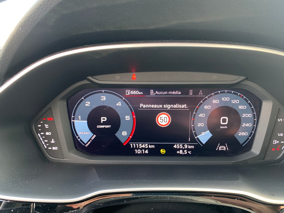 Audi Q3 Sportback 150 ch | S-Line | Caméra de recul | Apple car Play | Coffre assisté électriquement