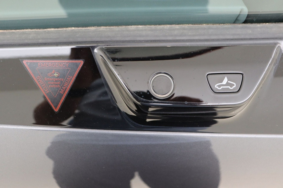 MG CYBERSTER Trophy Extended Range 77 kWh 6AT 2WD | Apple CarPlay / Android Auto | Caméra de recul