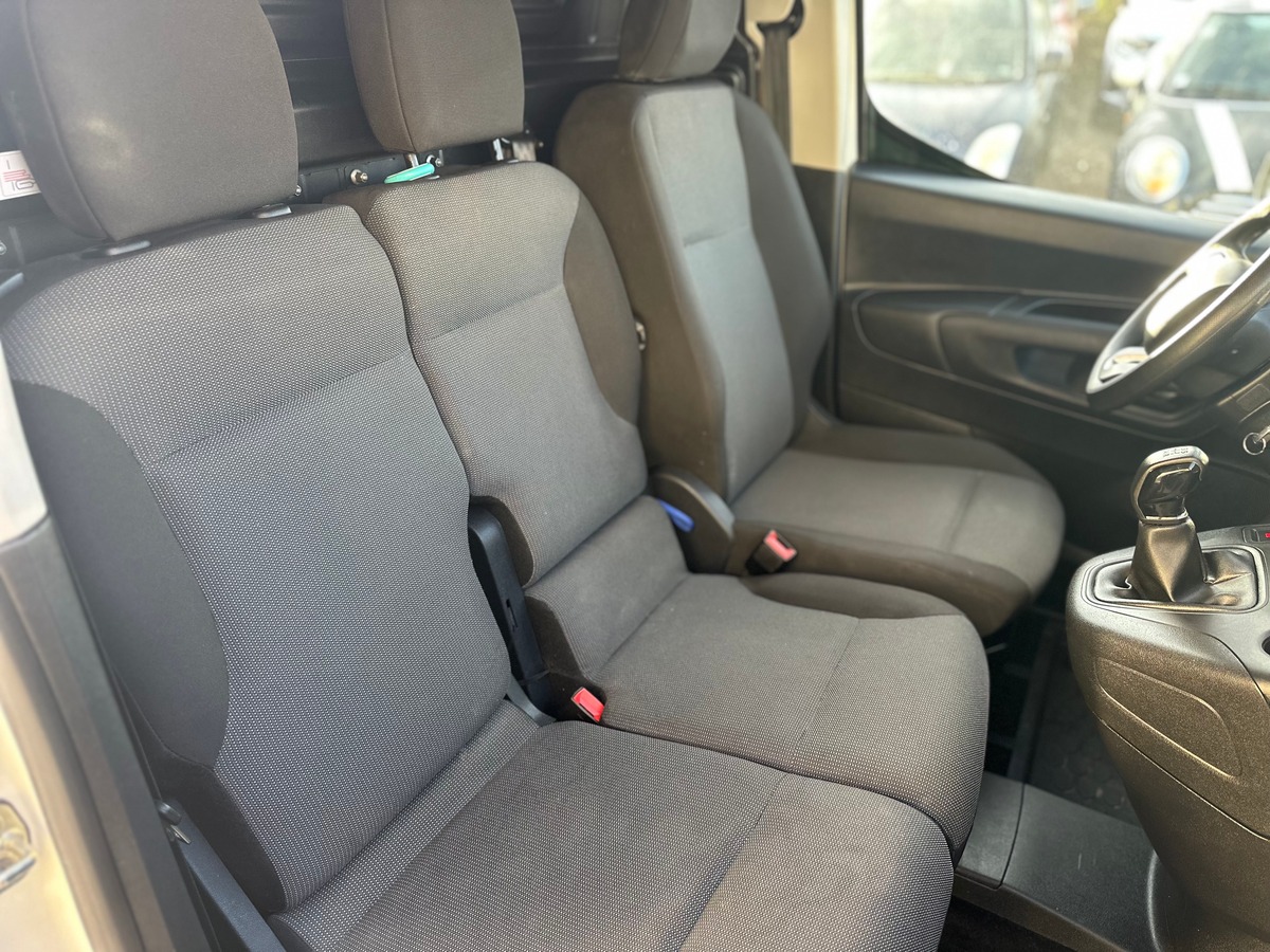 Citroën Berlingo Utilitaire M 1.5 BlueHDi 102 cv RIEN A PREVOIR - CARPLAY - CAMERA DE RECUL