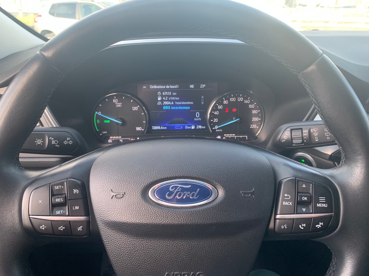 Ford Kuga 225 ch | 2.5 PHEV | Titanium | Apple car Play | Radar de stationnement avant et arriére