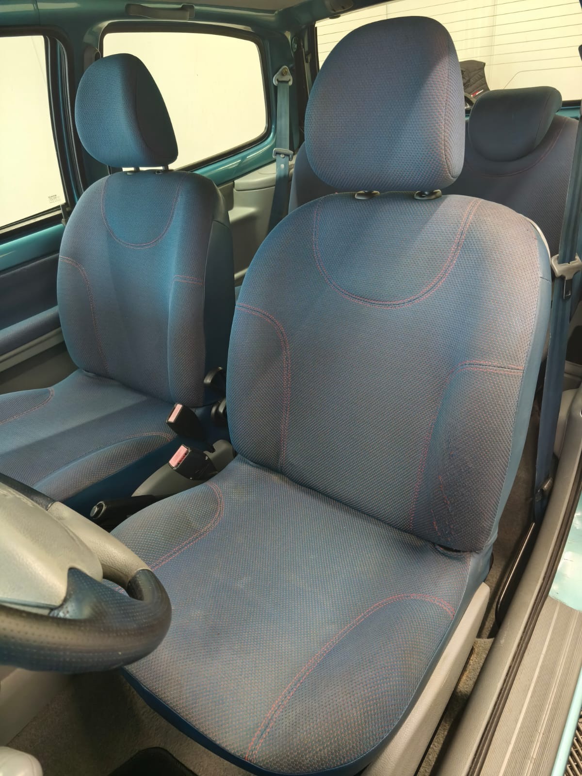 RENAULT Twingo Dynamique 1.2 16V 75ch distribution neuve - garantie 3 mois -