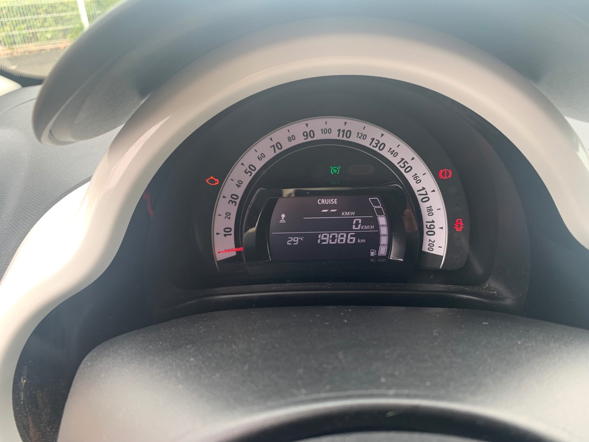 RENAULT Twingo 75 ch | INTENS | 1iére main | Ecran tactile | Radar arriére | Entretien constructeur