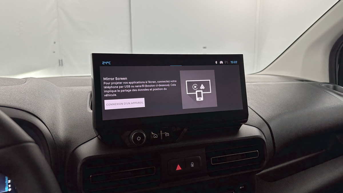 Citroën Berlingo M 1.5 BlueHDi 130chevaux Plus EAT8 | Écran central numérique TFT de 10'' | Capucine