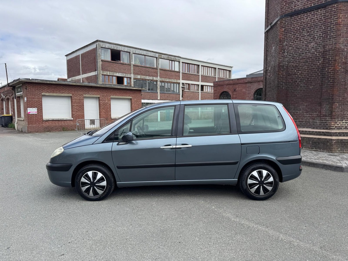 Citroën C8 2.0 HDI 120- 7 Places- Distribution neuve