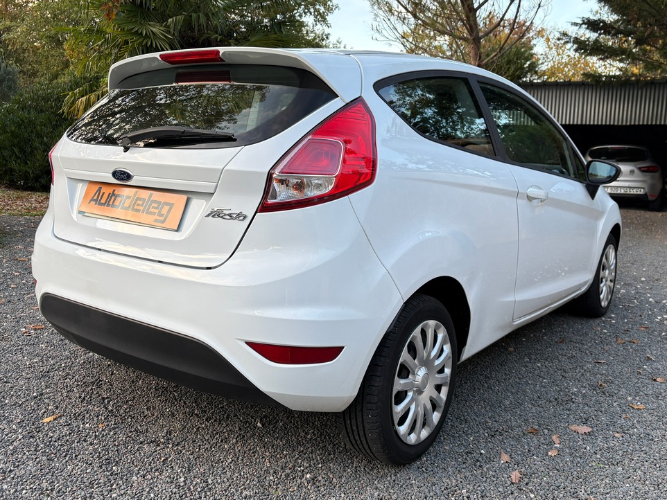 Ford Fiesta 1.25 82ch Edition - 1ʳᵉ main - ENTRETIEN CONSTRUCTEUR