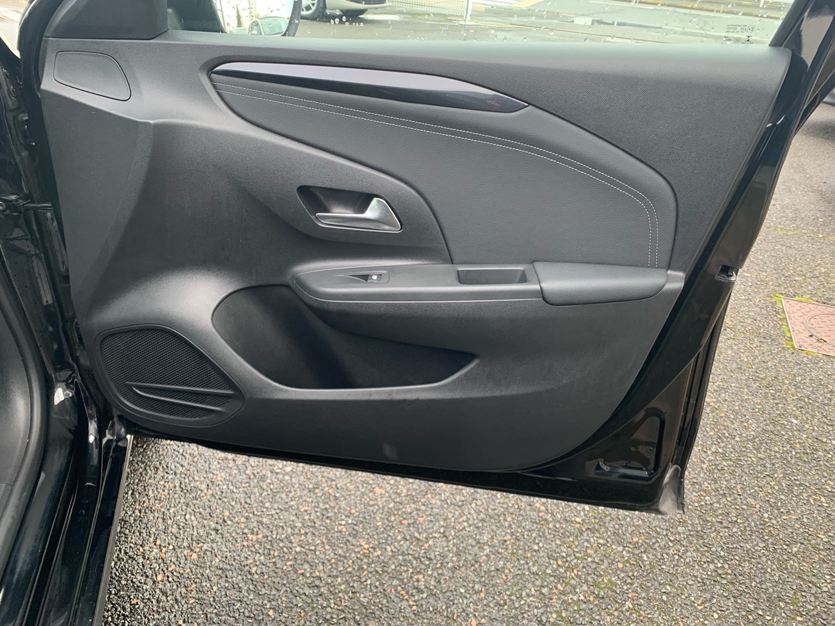 Opel Corsa 100 ch | Elegance business | Caméra recul | Contrôle des angles morts | GPS | Phares LED