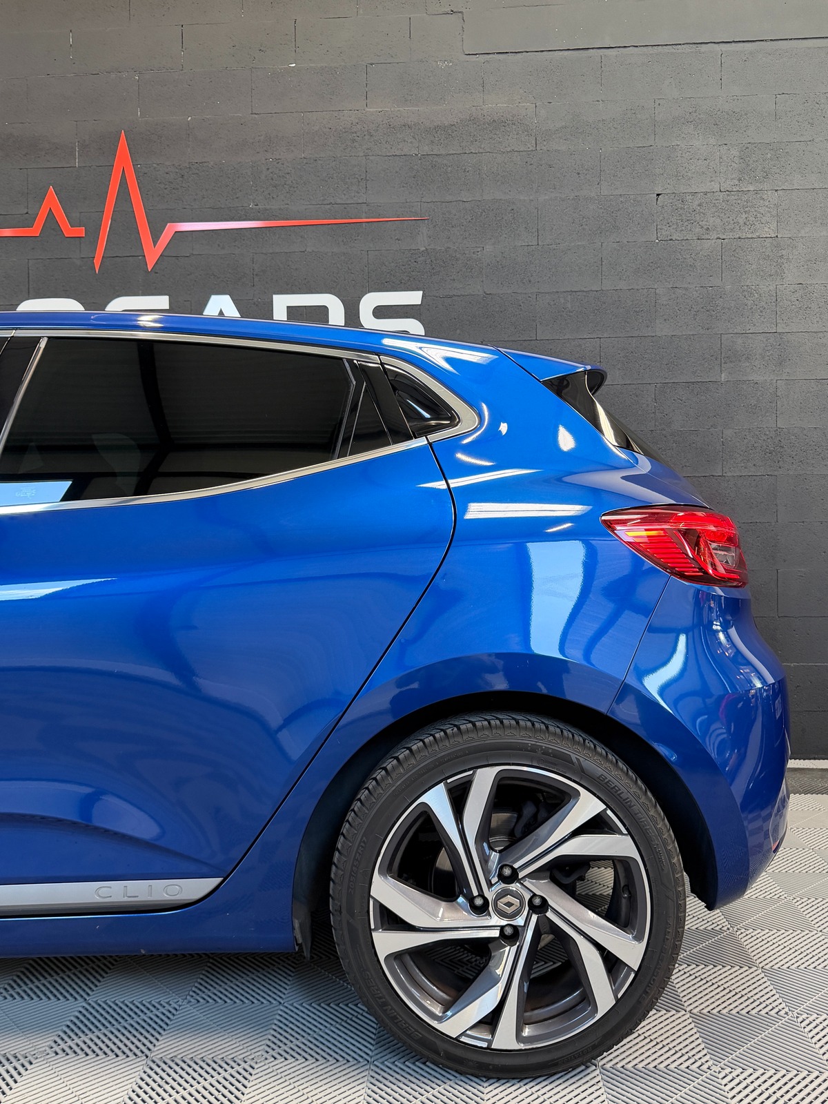 RENAULT Clio 5 (V) R.S LINE dci 115 ch